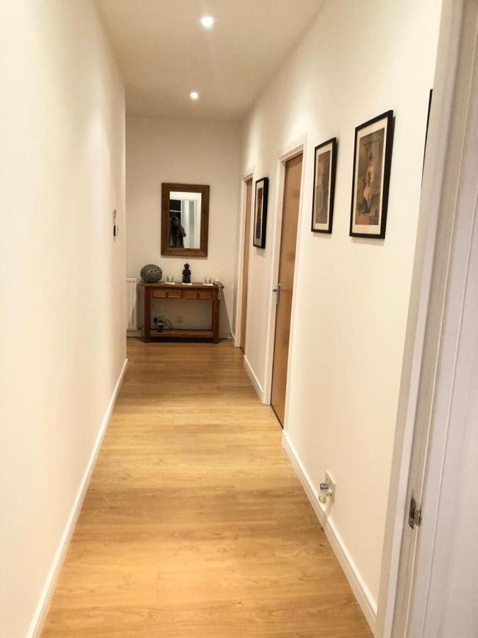 Comfy Two Bedroom Apartment Right In The City Centre Glasgow Buitenkant foto