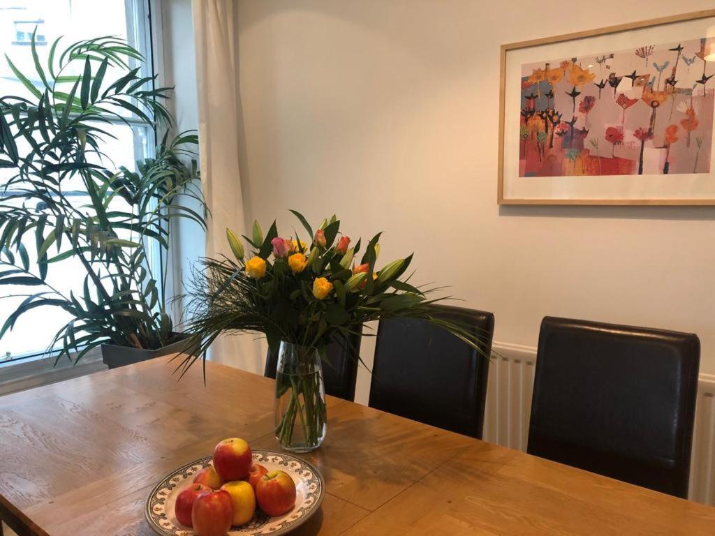 Comfy Two Bedroom Apartment Right In The City Centre Glasgow Buitenkant foto