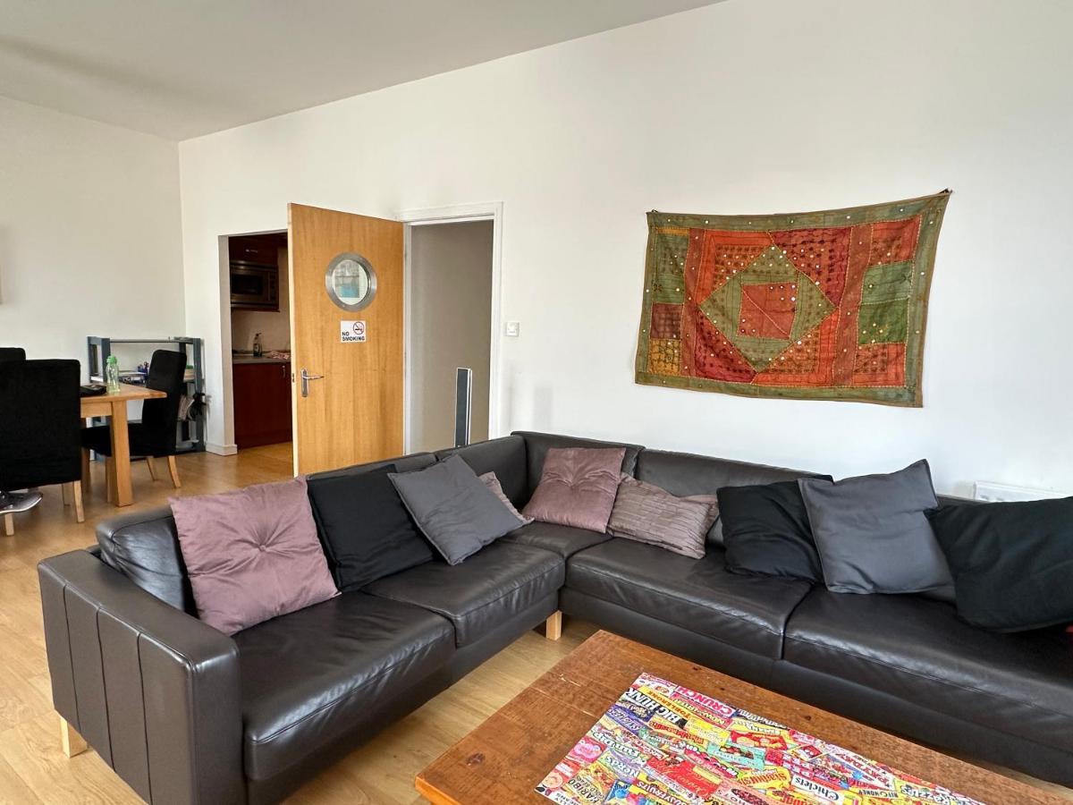 Comfy Two Bedroom Apartment Right In The City Centre Glasgow Buitenkant foto
